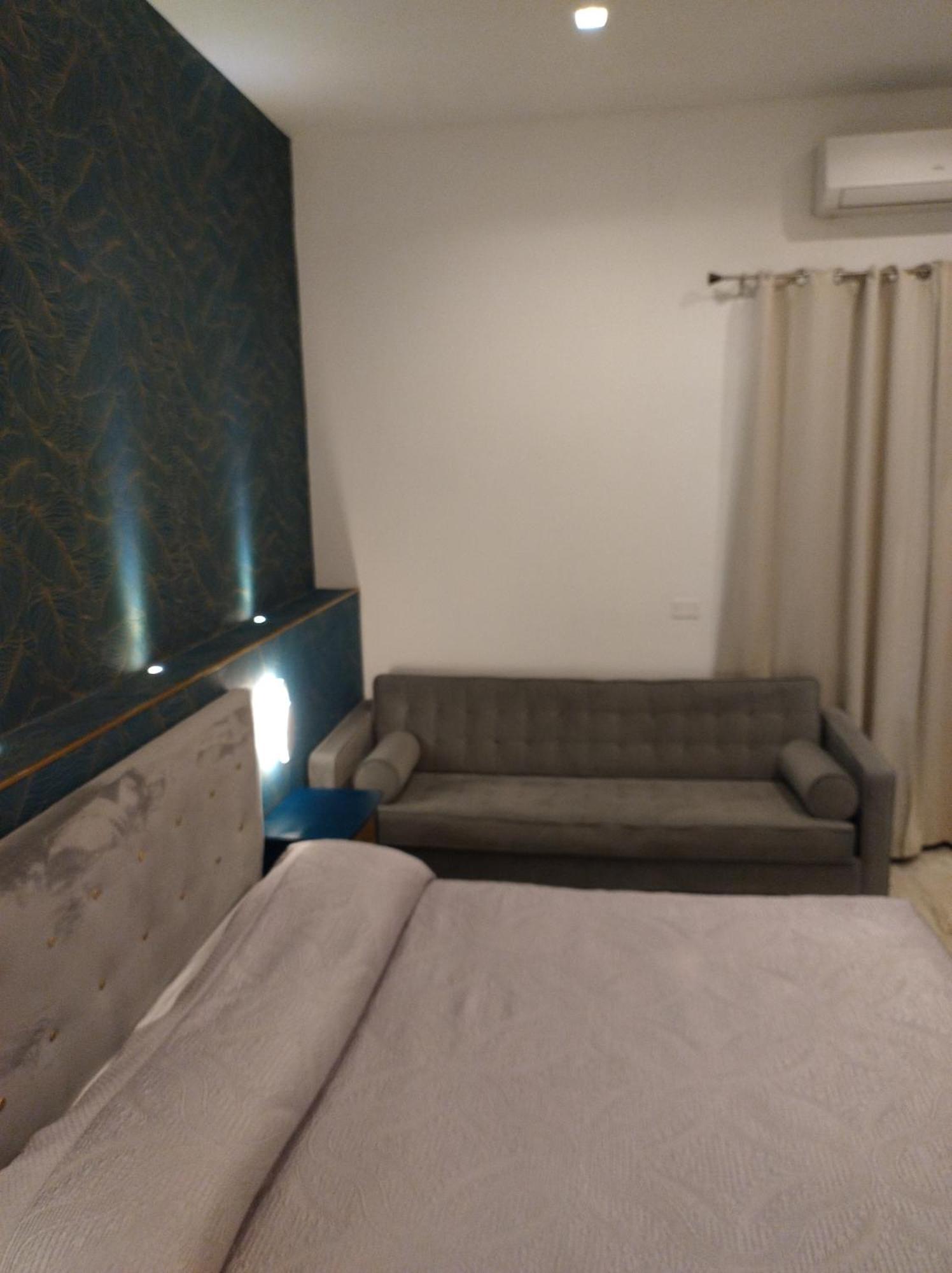 B&B Mini Hotel Incity-Close Train Station And Port- Салерно Номер фото